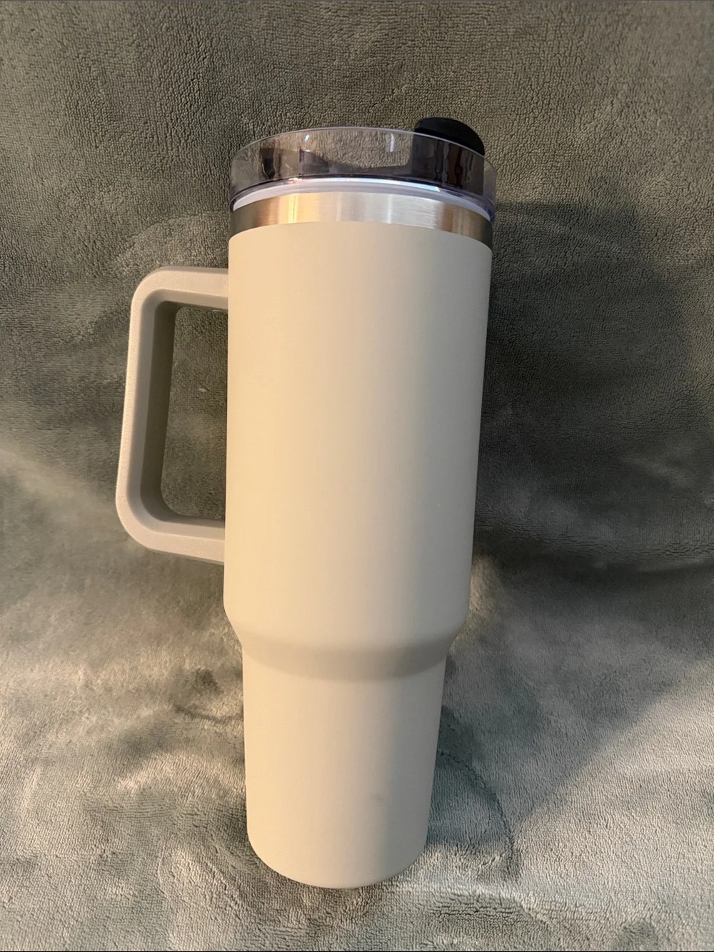 University of New Haven Travel Mug with Handle